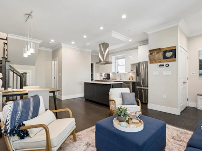 1336 E 23 Avenue - 4