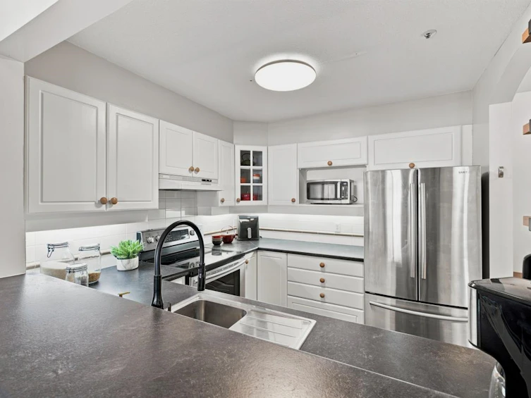 204-20125 55a Avenue, Langley, BC, V3A 8L6 - 6