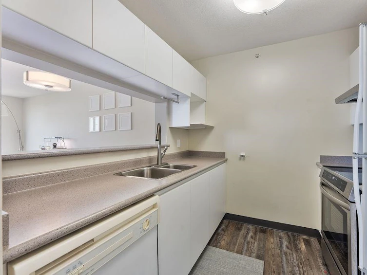 1408-5189 Gaston Street, Vancouver, BC, V5R 6C7 - 12