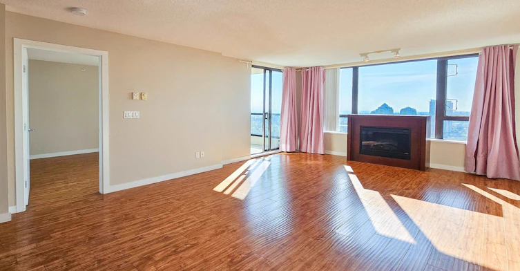 24X5, 7088 Salisbury Ave, Burnaby, BC, V5E 0A4 - 9