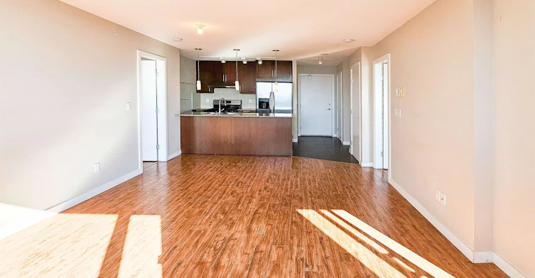 24X5, 7088 Salisbury Ave, Burnaby, BC, V5E 0A4 - 7