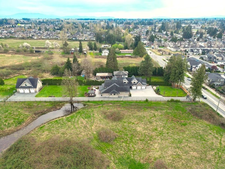 3598 272 Street, Langley, BC, V4W 1R6 - 36