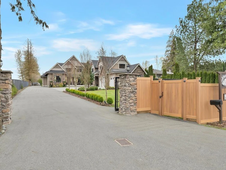 3598 272 Street, Langley, BC, V4W 1R6 - 35