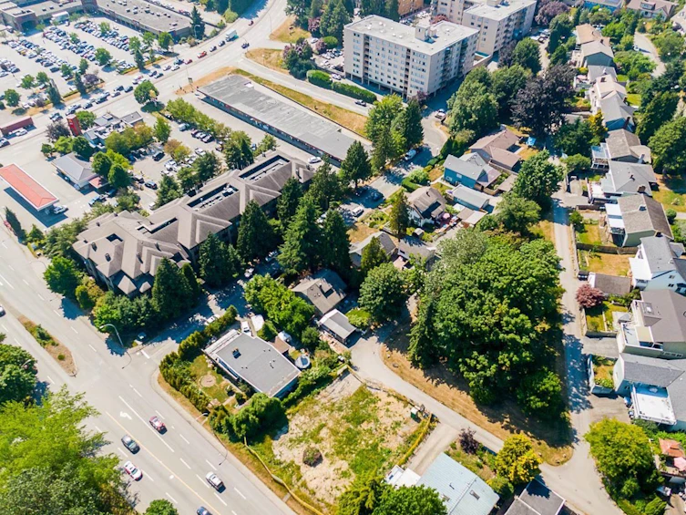 39 E E Eighth Avenue, New Westminster, BC, V3L 4J4 - 11