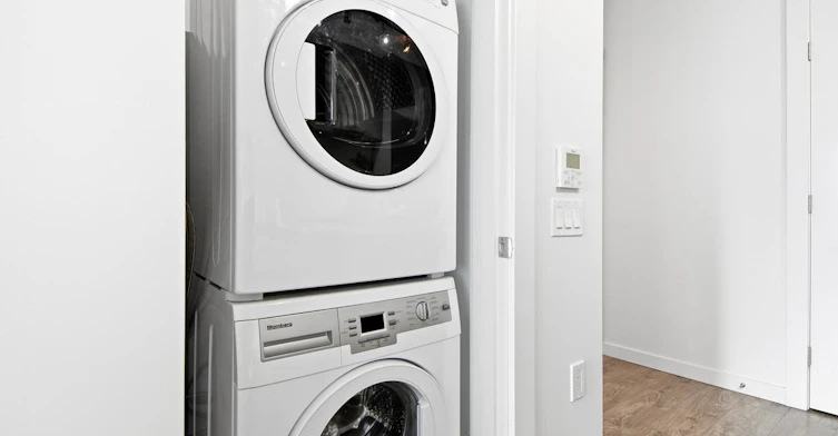 2378 Alpha, Burnaby, BC, V5C 0K2 - 13