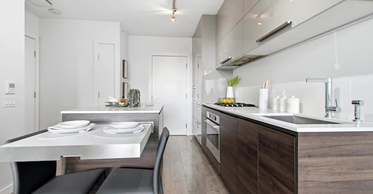 2378 Alpha, Burnaby, BC, V5C 0K2 - 2