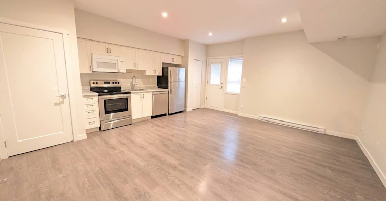 BSMT-165XX 103a Ave, Surrey, BC, V4N 6V4 - 2