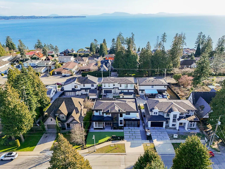 13528 14 Avenue, Surrey, BC, V4A 5H5 - 38