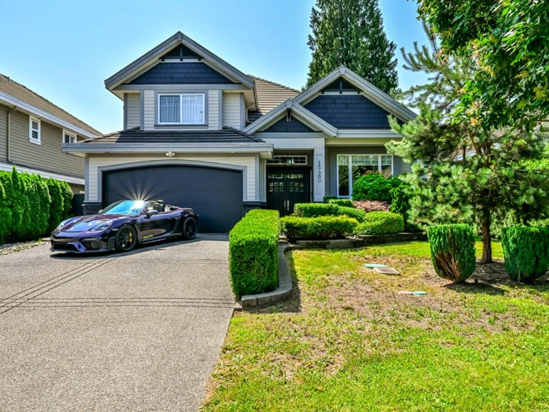 15460 111th Avenue, Surrey BC V3R 0W6
