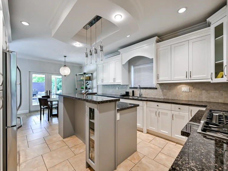 15460 111 Avenue, Surrey, BC, V3R 0W6 - 7