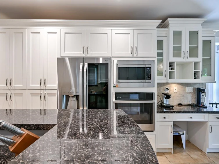 15460 111 Avenue, Surrey, BC, V3R 0W6 - 9