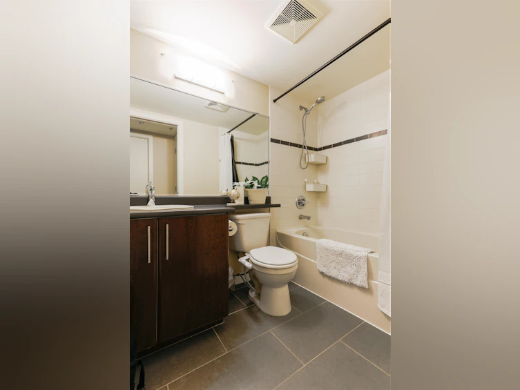 711-618 Abbott Street, Vancouver, BC, V6B 0B9 - 20