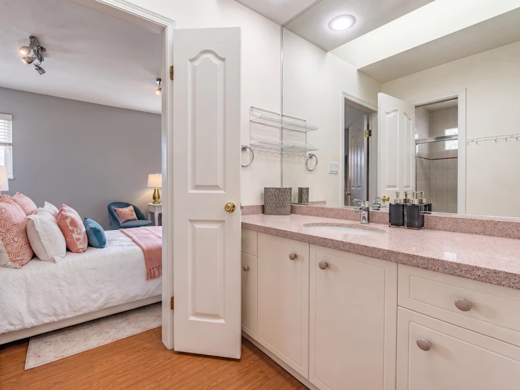 8511 Littlemore Place, Richmond, BC, V7C 3Y7 - 31