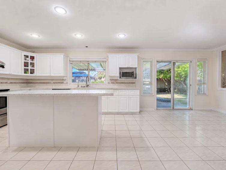 8511 Littlemore Place, Richmond, BC, V7C 3Y7 - 13