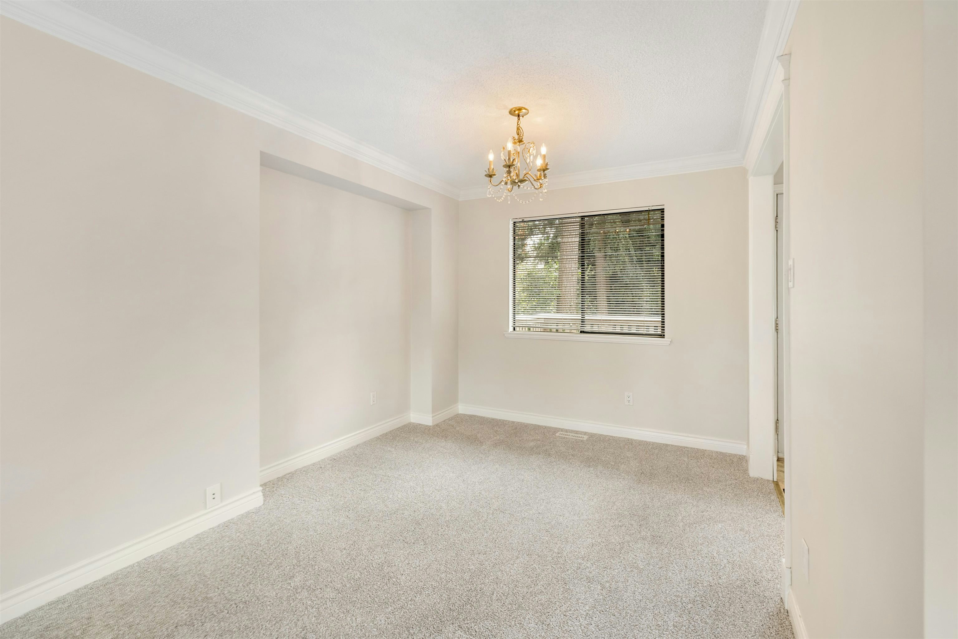 2235 152a Street, Surrey, BC, V4A 4P9 - 35