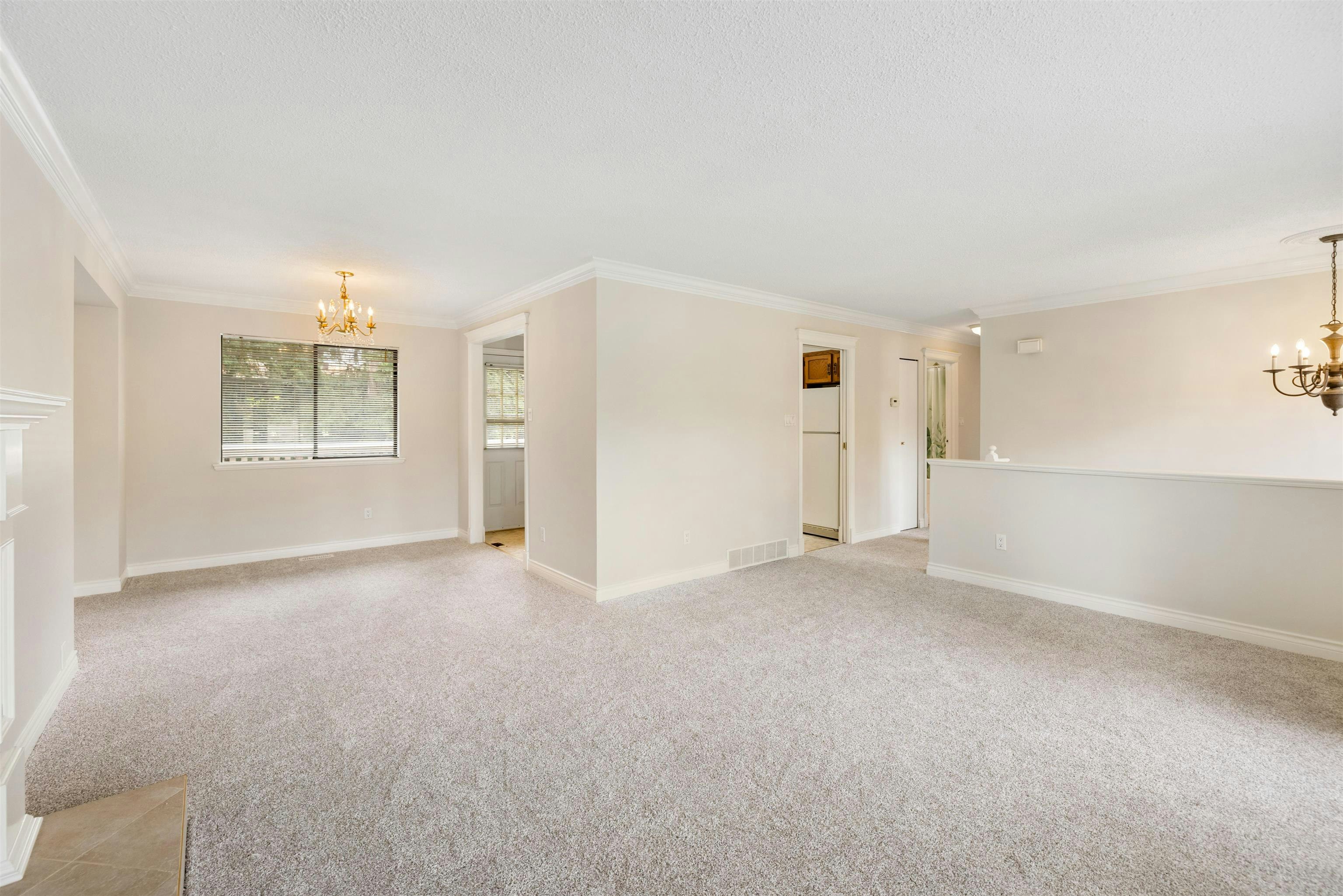2235 152a Street, Surrey, BC, V4A 4P9 - 23