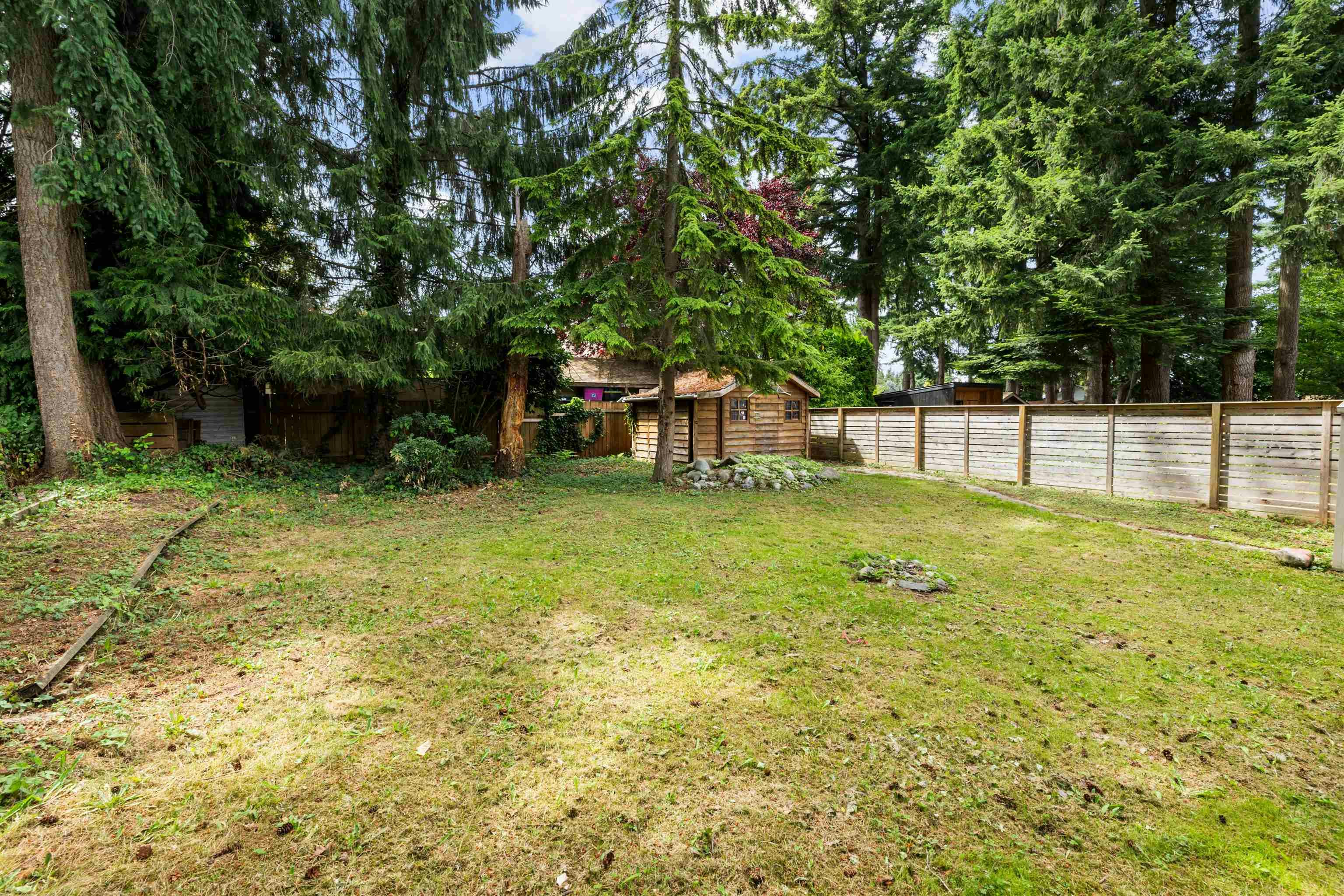 2235 152a Street, Surrey, BC, V4A 4P9 - 11