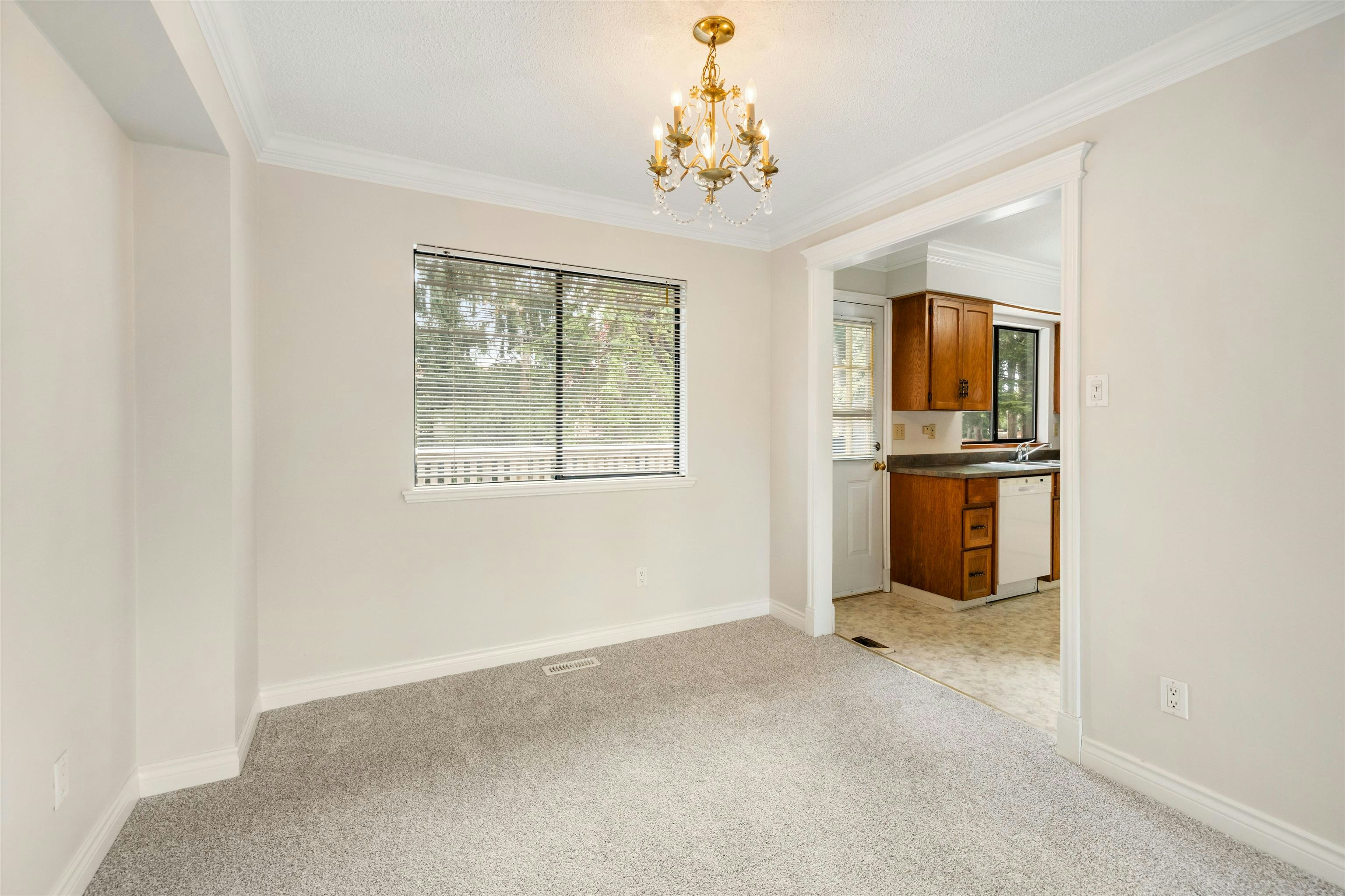 2235 152a Street, Surrey, BC, V4A 4P9 - 37