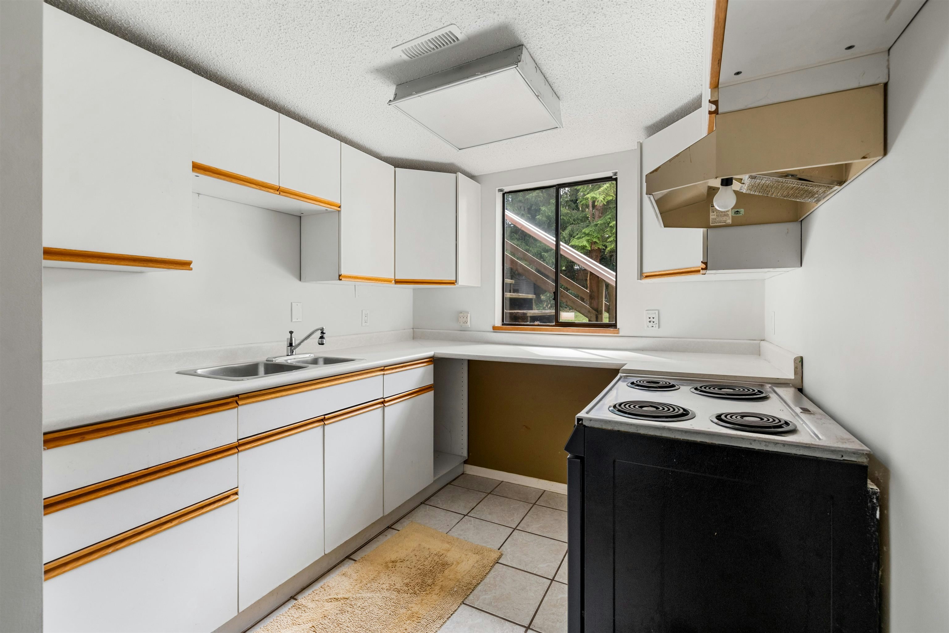2235 152a Street, Surrey, BC, V4A 4P9 - 32