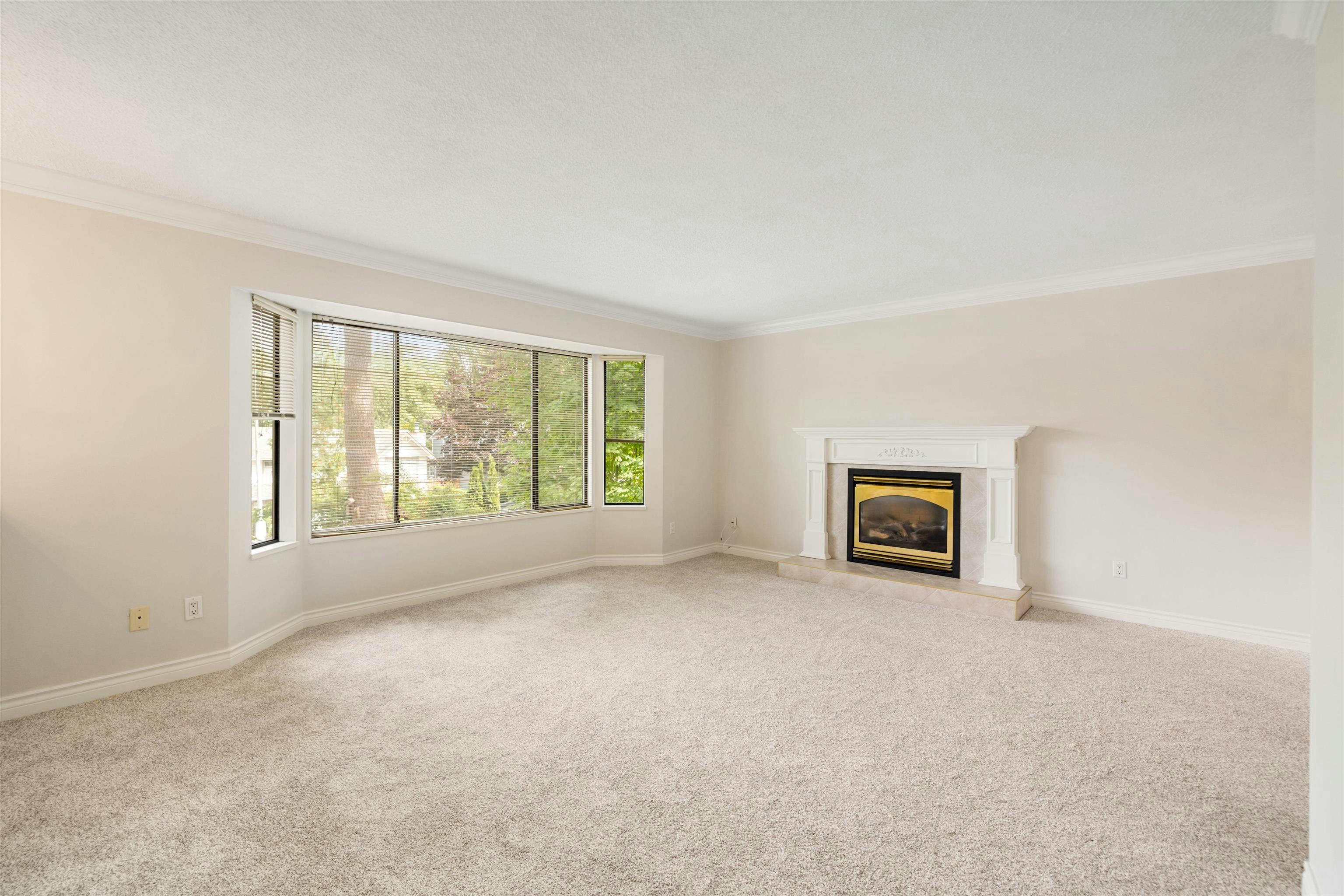 2235 152a Street, Surrey, BC, V4A 4P9 - 22