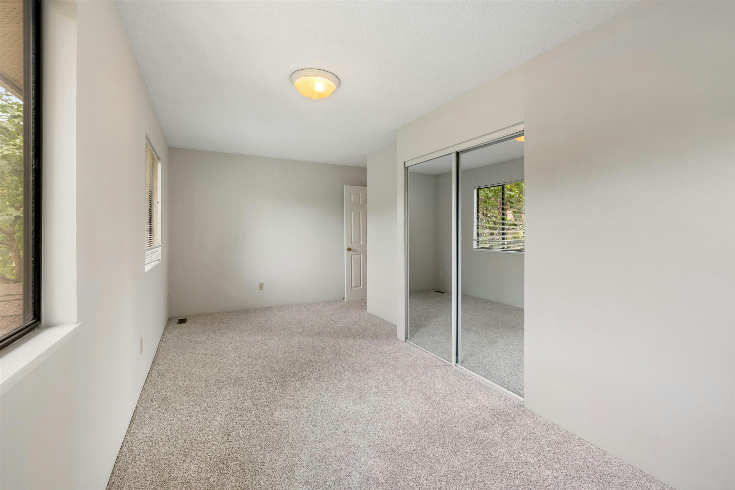 2235 152a Street, Surrey, BC, V4A 4P9 - 34