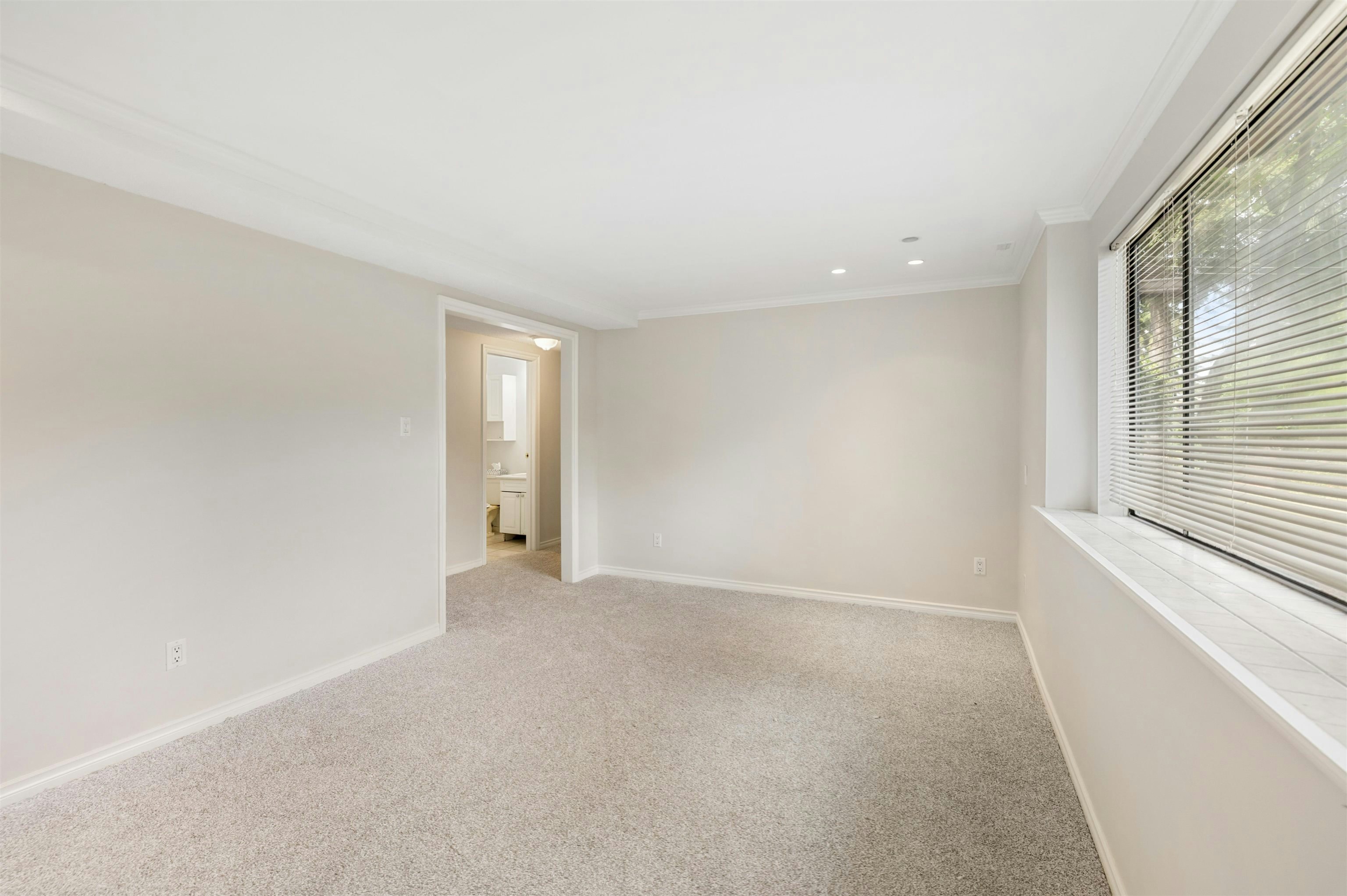 2235 152a Street, Surrey, BC, V4A 4P9 - 25