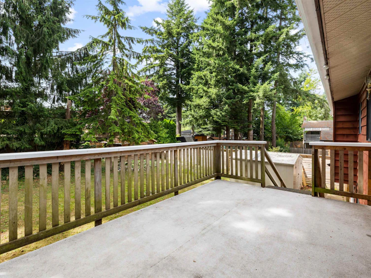2235 152a Street, Surrey, BC, V4A 4P9 - 17