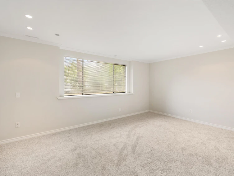 2235 152a Street, Surrey, BC, V4A 4P9 - 21