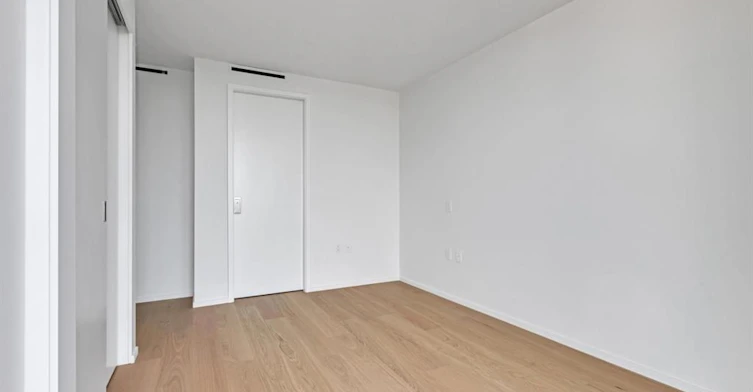 220X-1568 Alberni Street, Vancouver, BC, V6G 0E3 - 9