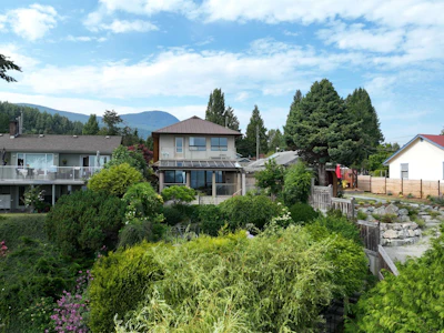 735 Franklin Road - 2