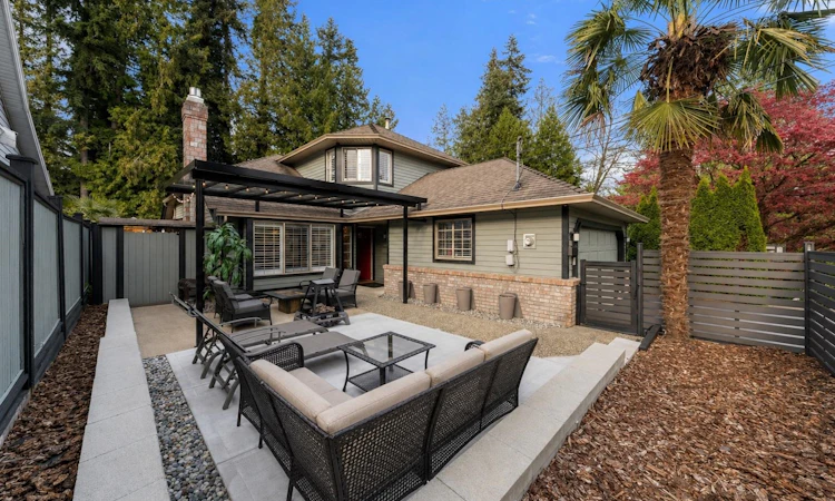 1216 Plateau Drive
