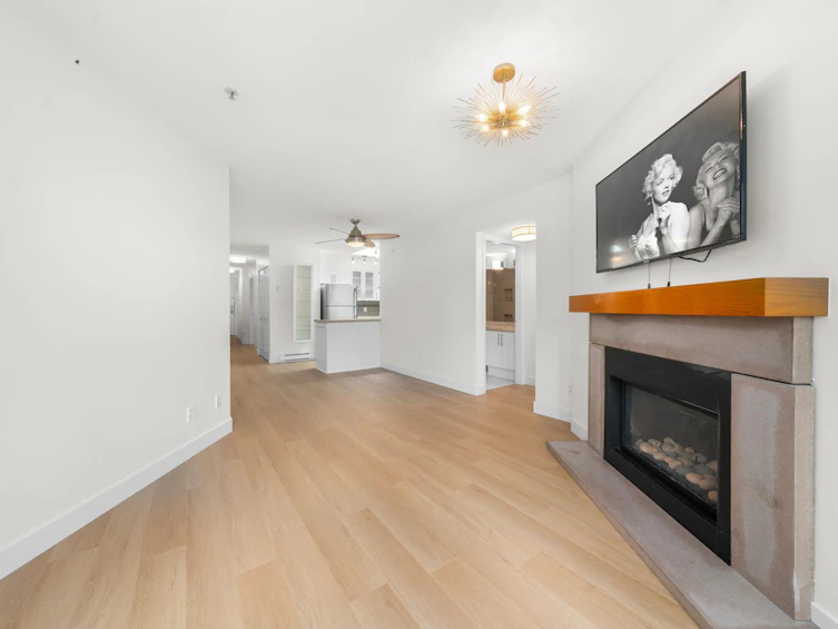 404-1562 W 5th Avenue, Vancouver, BC, V6J 5H9 - 12
