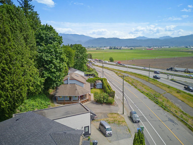 34753 Delair Road, Abbotsford, BC, V2S 2E1 - 3