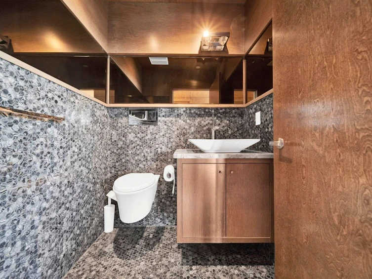 PH2-2689 Kingsway, Vancouver, BC, V5R 0C3 - 12