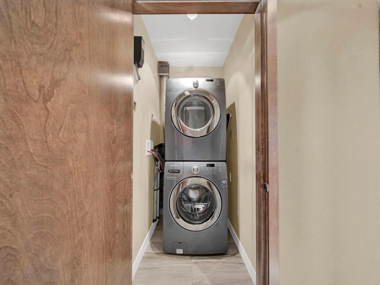 PH2-2689 Kingsway, Vancouver, BC, V5R 0C3 - 15