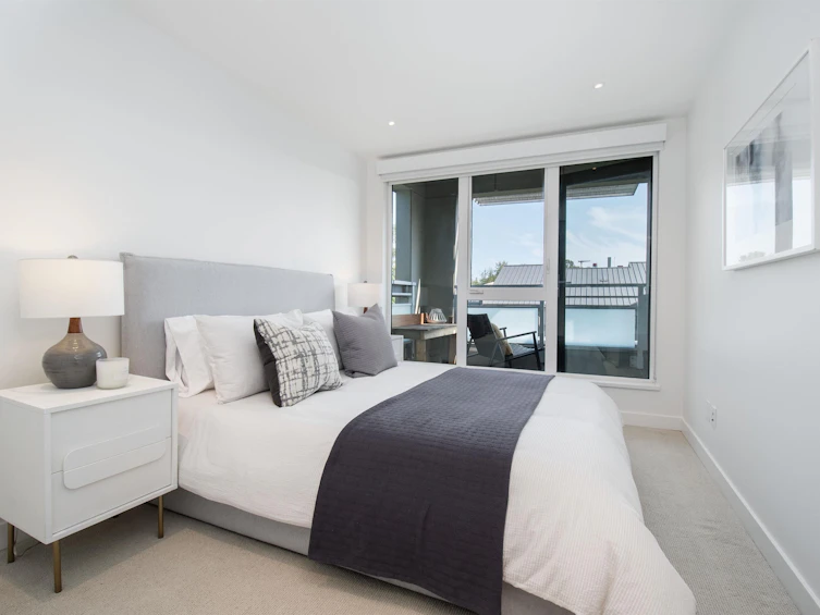 402-1061 Marine Drive, North Vancouver, BC, V7P 1S6 - 15