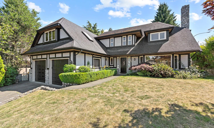 462 Connaught Drive