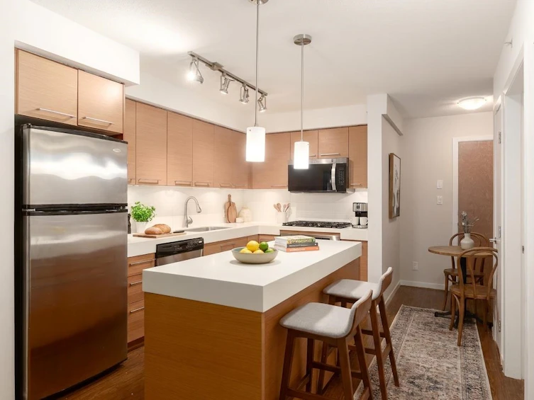 408-2770 Sophia Street, Vancouver, BC, V5T 0A4 - 3