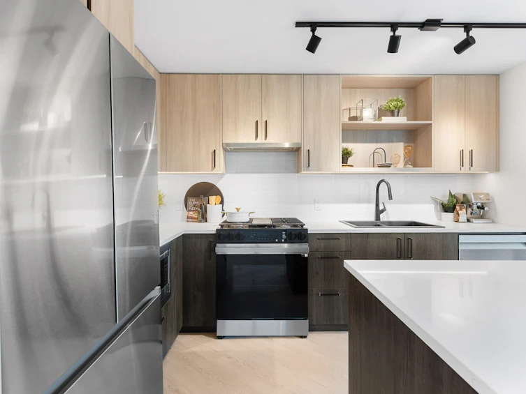 PH604-1100 Clarke Road, Port Moody, BC, V3H 0N3 - 12
