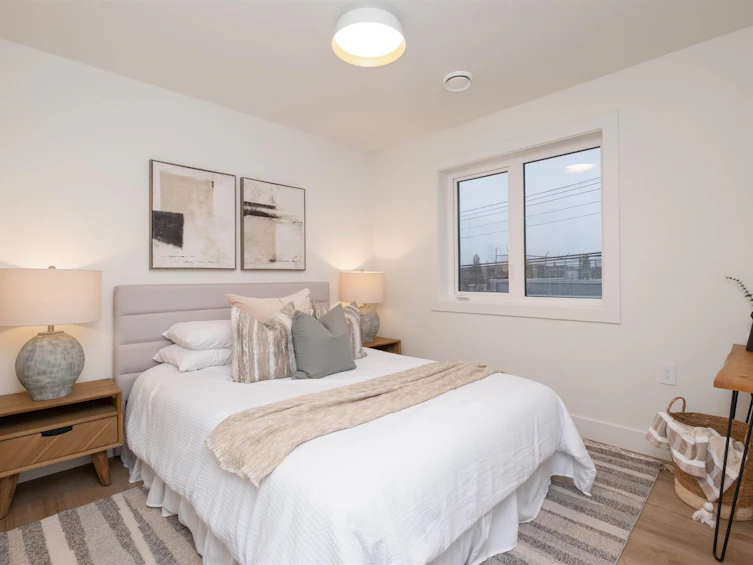 2665 E Pender Street, Vancouver, BC, V5K 2B6 - 13