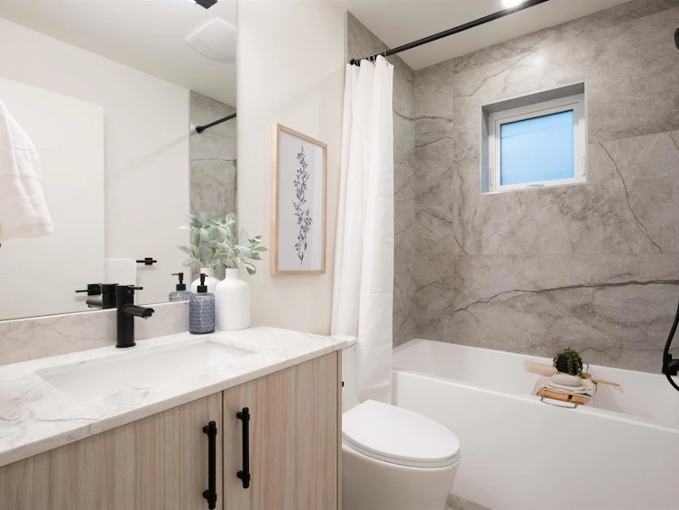 2665 E Pender Street, Vancouver, BC, V5K 2B6 - 15
