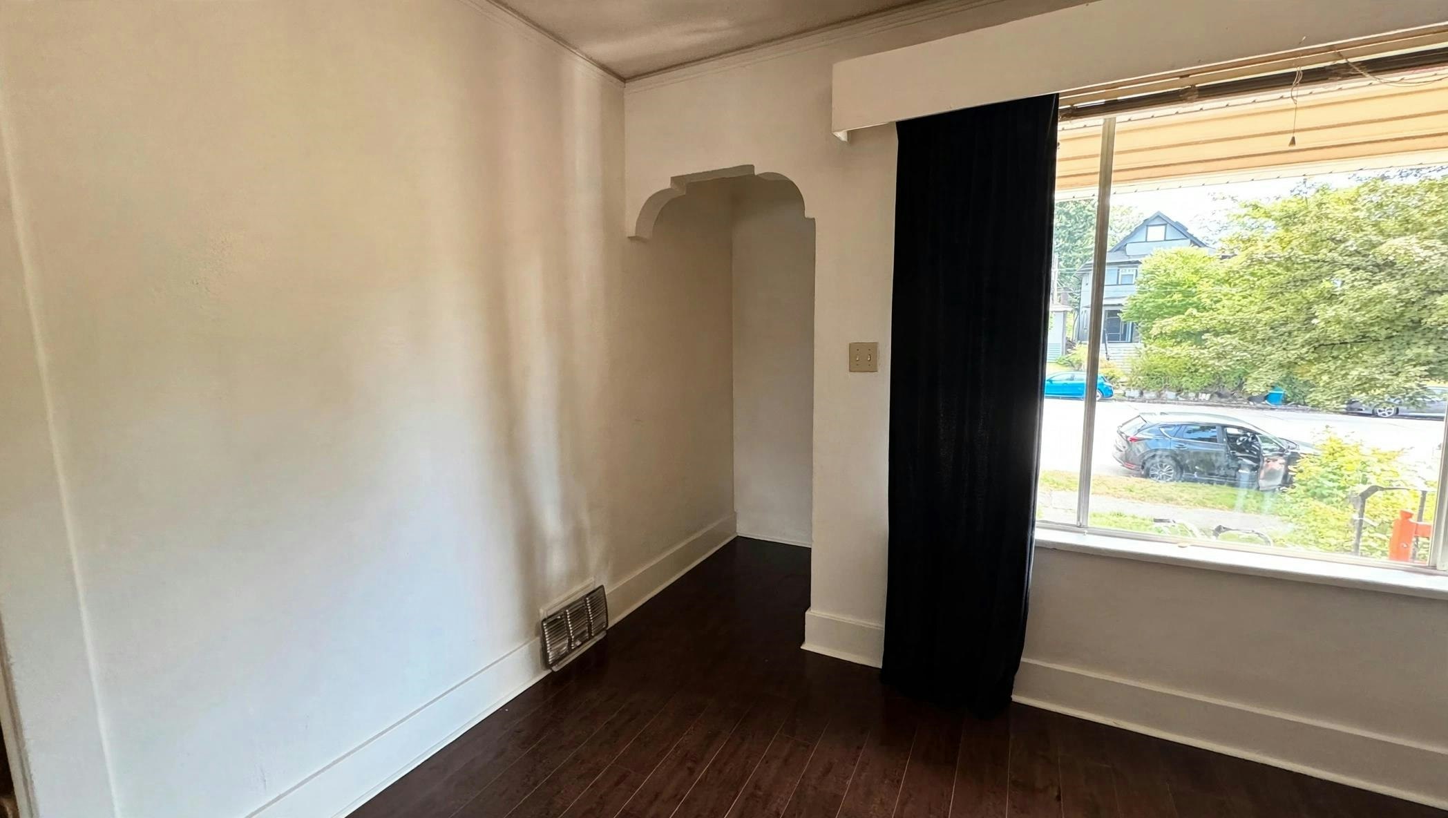 2561 Mcgill Street, Vancouver, BC, V5K 1G9