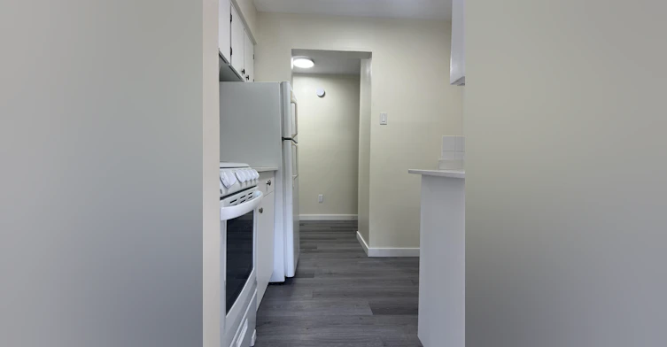 101-3481 Sefton Street, Port Coquitlam, BC, V3B 3R1 - 5