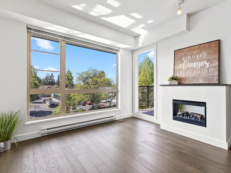 303-1330 Marine Drive, North Vancouver, BC, V7P 1T4 - 6