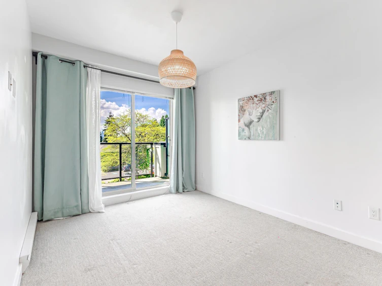 303-1330 Marine Drive, North Vancouver, BC, V7P 1T4 - 14