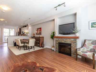 110-2979 156 Street - 3
