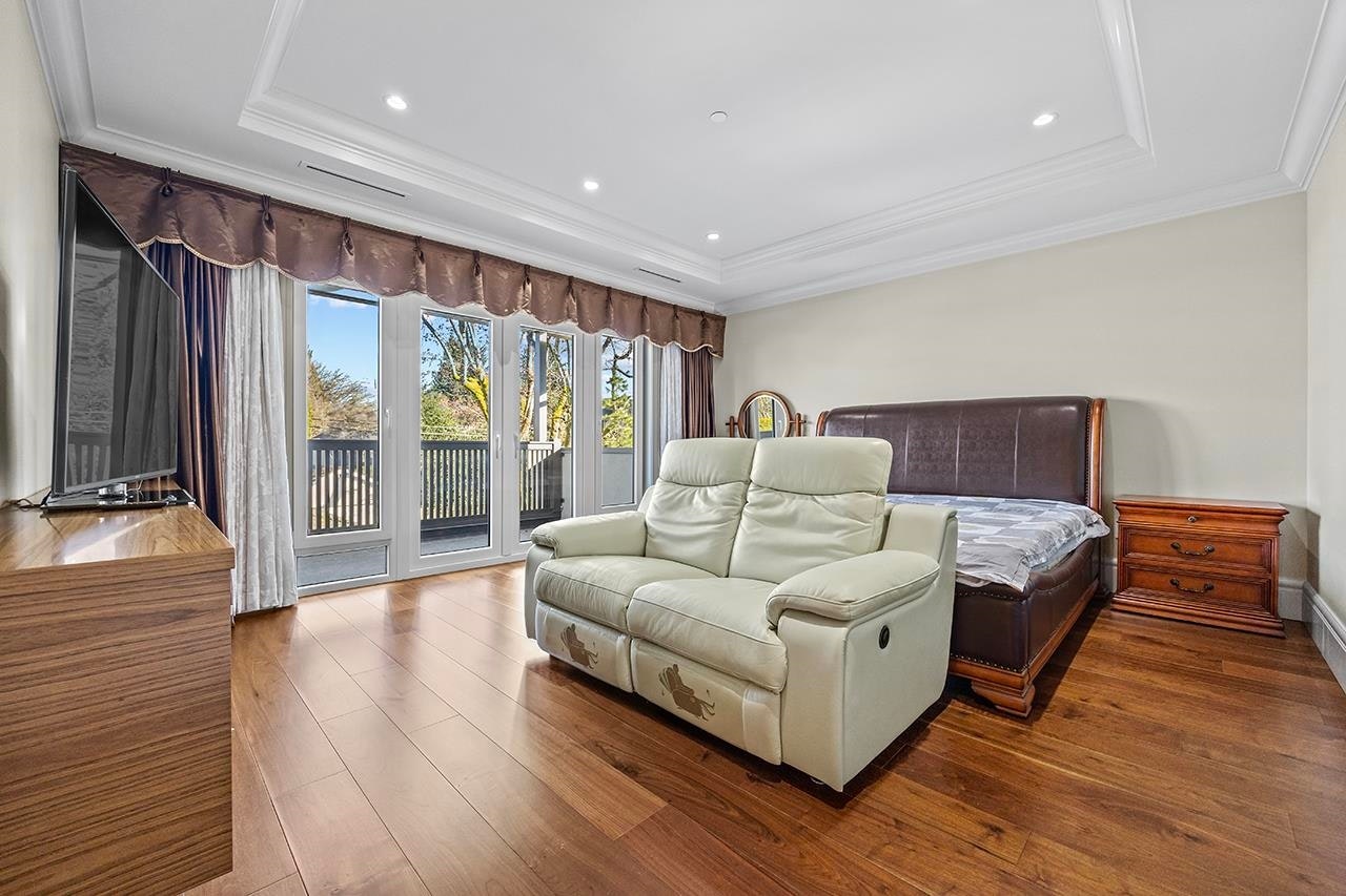 6886 Angus Drive, Vancouver, BC, V6P 5J5 - 13