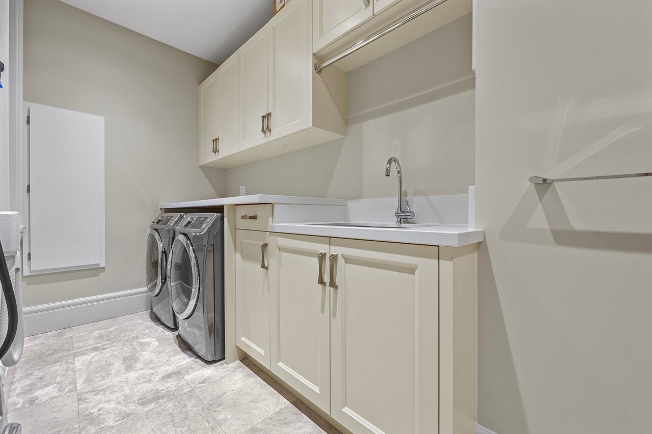 6886 Angus Drive, Vancouver, BC, V6P 5J5 - 31