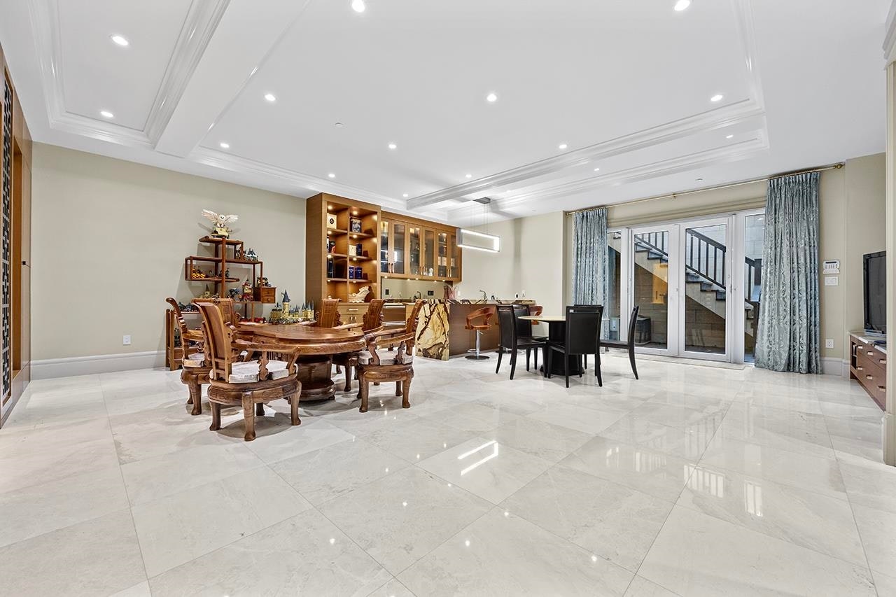 6886 Angus Drive, Vancouver, BC, V6P 5J5 - 28