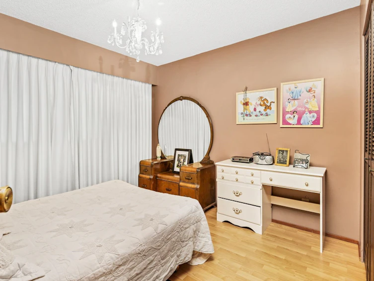7615 Lawrence Drive, Burnaby, BC, V5A 3M6 - 26